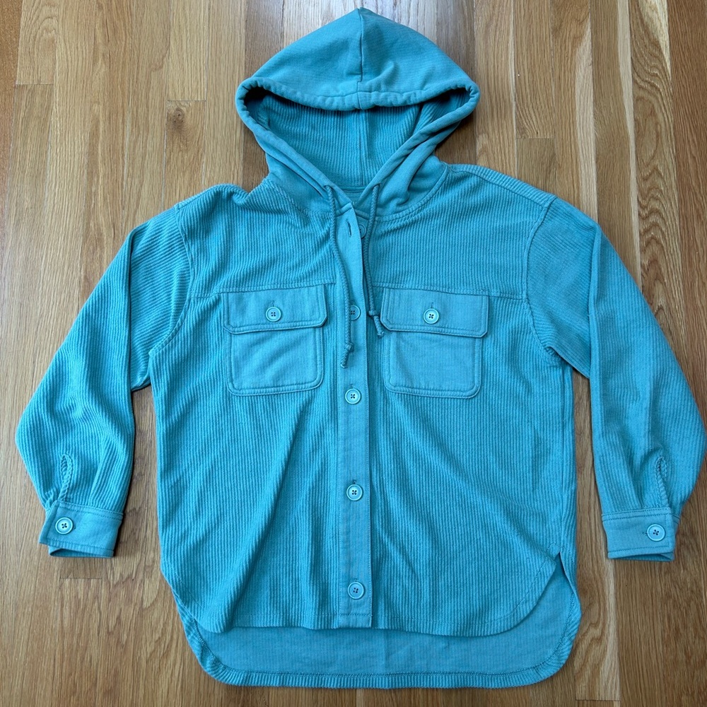 American Eagle Button up Shirt